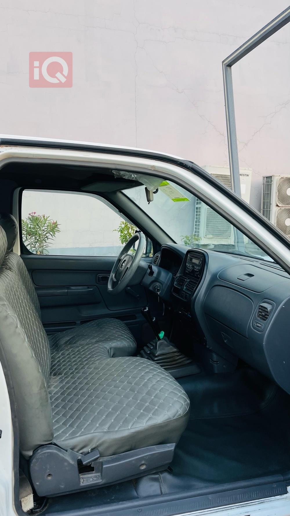 نيسان بيك اب